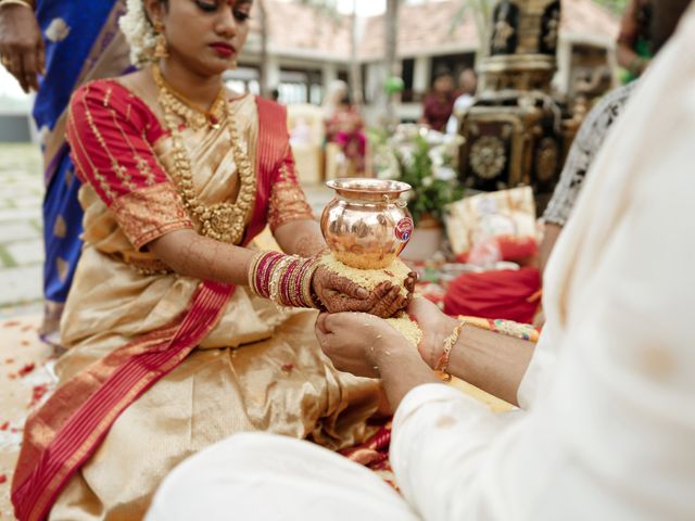 Shalini and shiva&apos;s wedding in Kochi, Kerala 180
