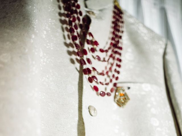 Shruti and Ashutosh's wedding in Gurgaon, Delhi NCR 7