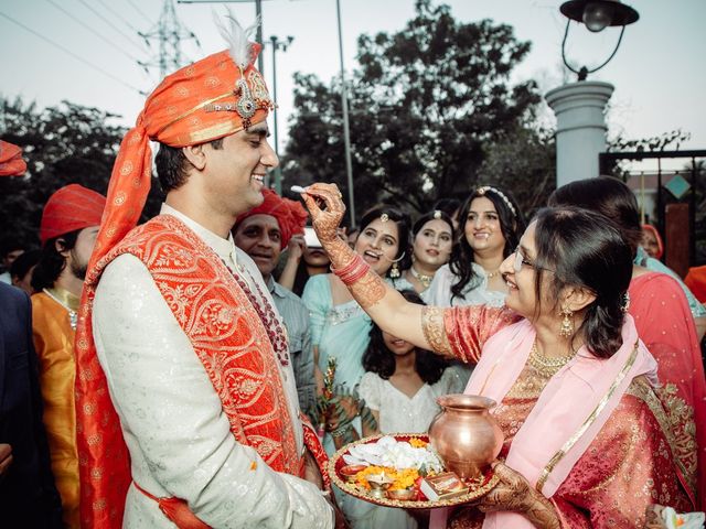 Shruti and Ashutosh's wedding in Gurgaon, Delhi NCR 22