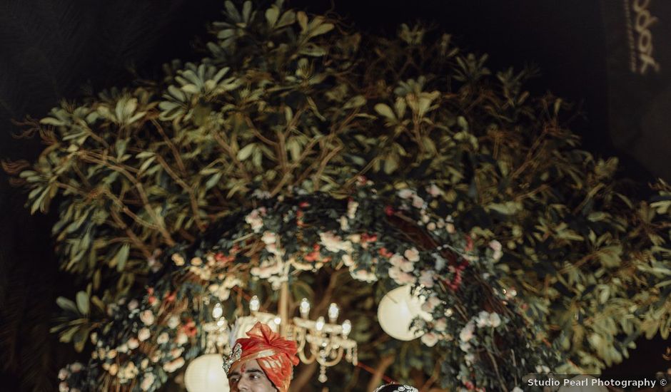 Shruti and Ashutosh's wedding in Gurgaon, Delhi NCR