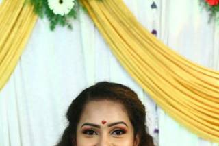 Glossy Beauty Salon 1