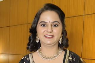 Shikha Mehra Makeup Artist - 9