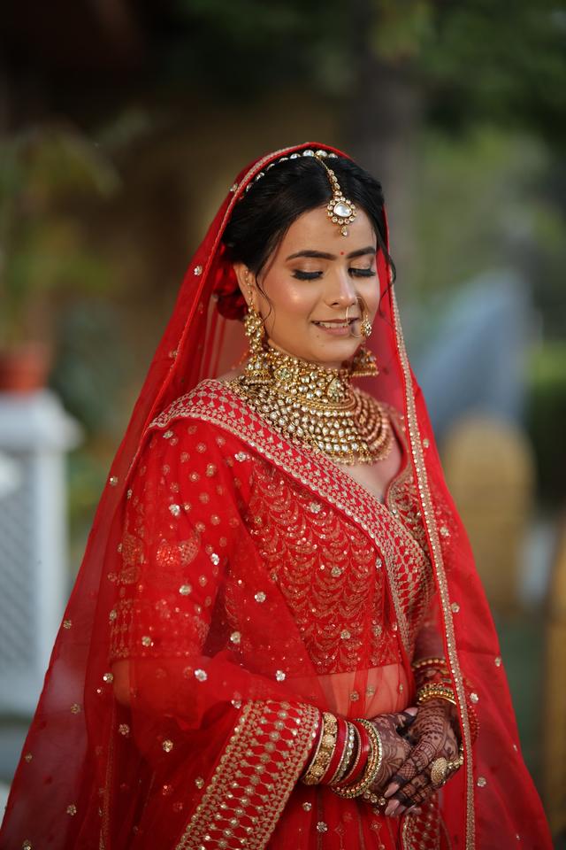 Watch Your Wedding - 1