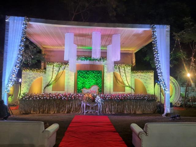 Bittu Flower Decorator - 1