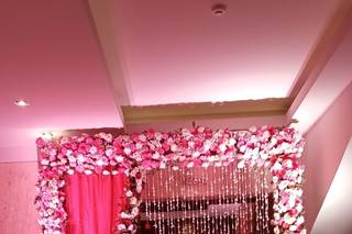 New Lotus Paradise Hotel - 9