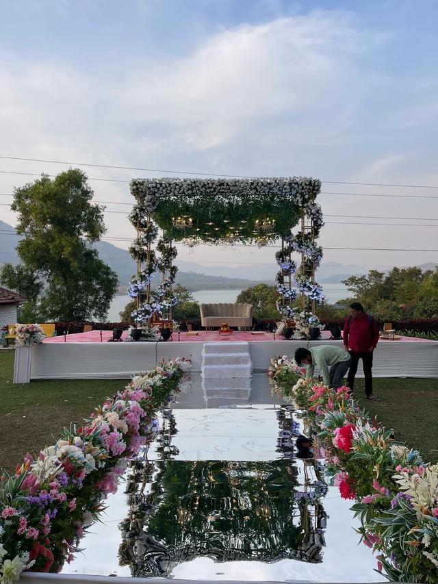 Golden Pearl Events and Decor - 1