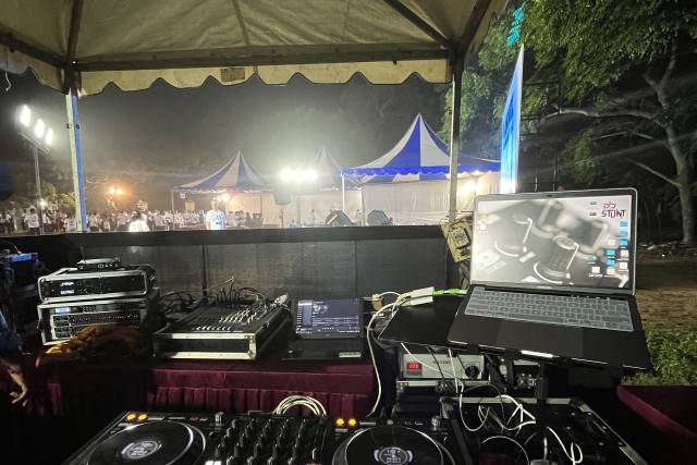 DJ Stunt 1