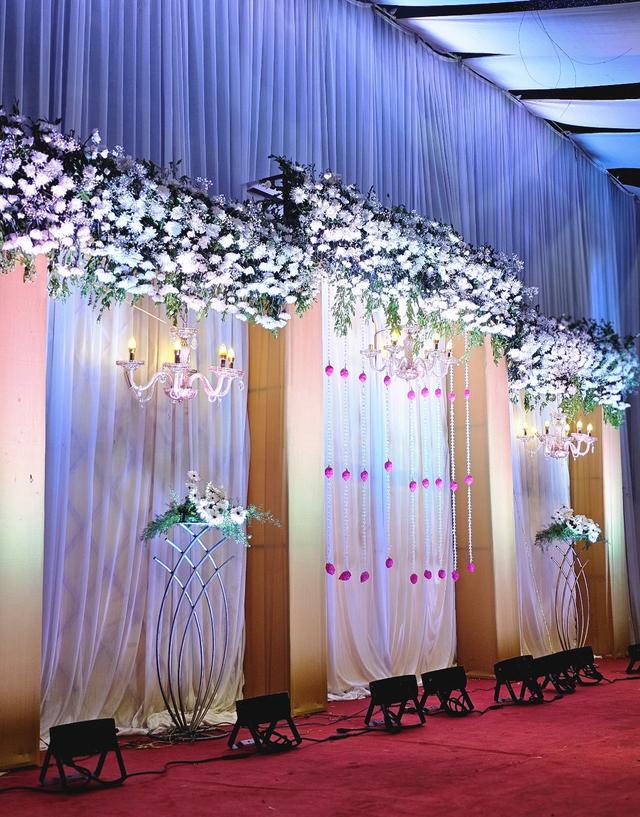 V7 Events and Services - 2