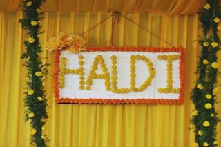 Hotel Centre Point - 1