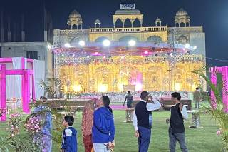 Rajwada Palace and Marriage Garden Ganiyari - 5