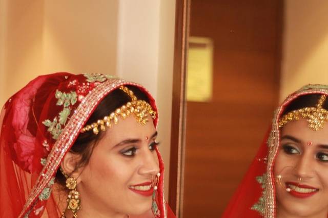 Salim's Hair & Beauty Lounge 3