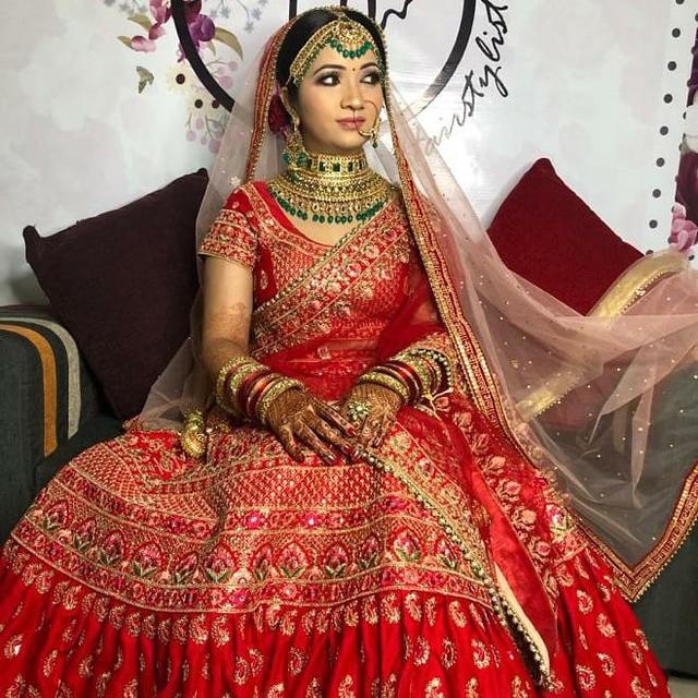 Parigya Puri Makeup Artist And Hairstylist, Kanpur - 3