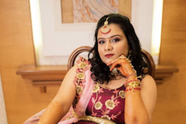 Ashwini Makeup Artist 2