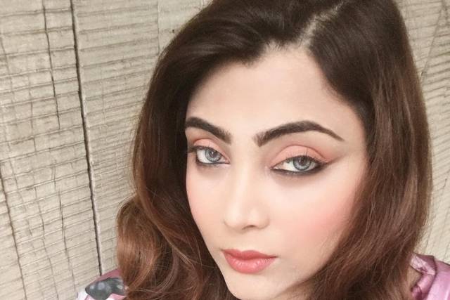 Shamlee Bhagat Permanent & Beauty makeup 1