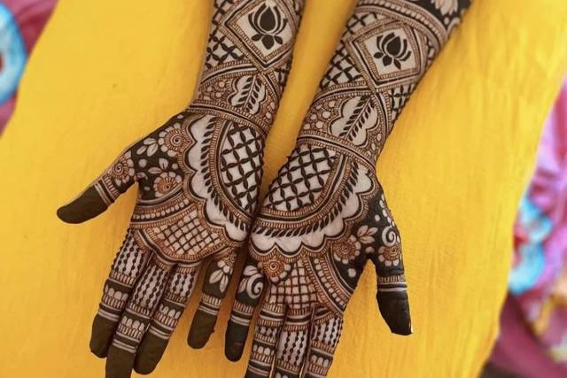 Ganga Mehandi Designer 4