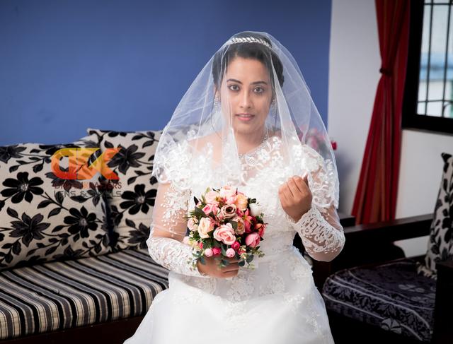 Dreamkrafters Lens and Pixels - 1