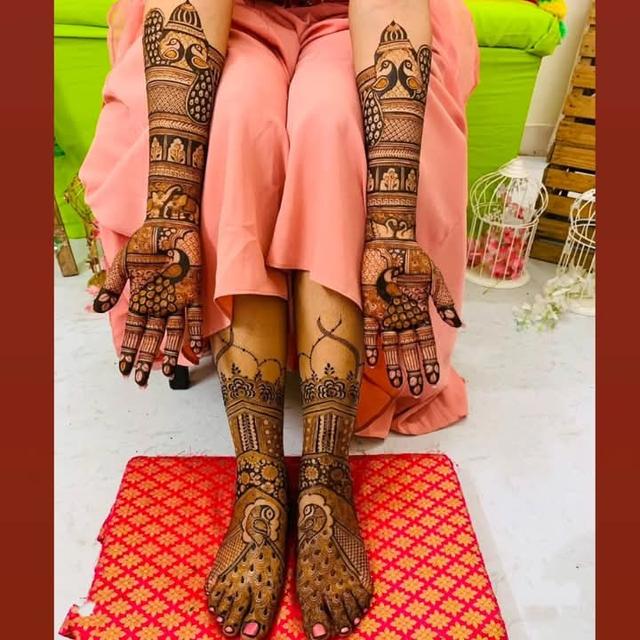 Akash Mehendi Art - 1