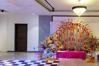 Saltstayz Premier, Galleria Market Road & Sector 27 - 7
