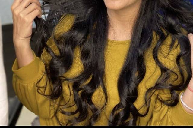 Shamlee Bhagat Permanent & Beauty makeup 4