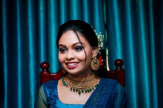 The Face Palette by Lekshmi Menon - 13