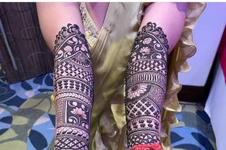 A K Mehndi Art - 18