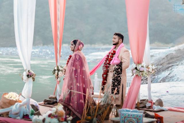 Summit By The Ganges Resort & Spa 4