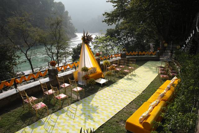 Summit By The Ganges Resort & Spa 5