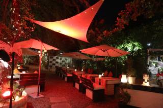 FIO Country Kitchen & Bar - 7