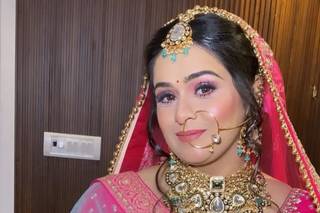 Makeup Artist Reena - 4
