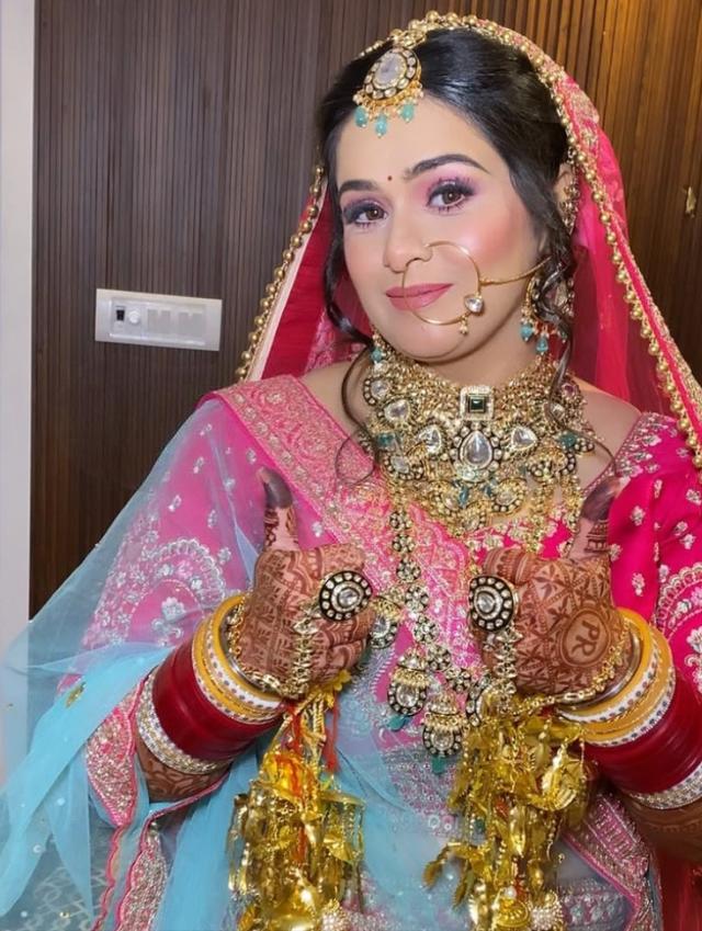 Makeup Artist Reena - 1