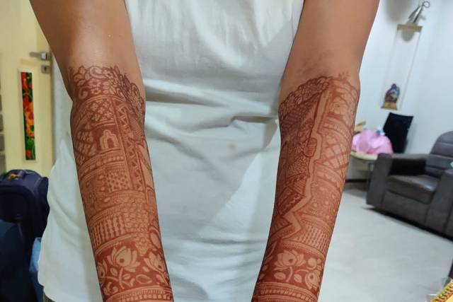 Aksha Shah - Mehendi Designer 2