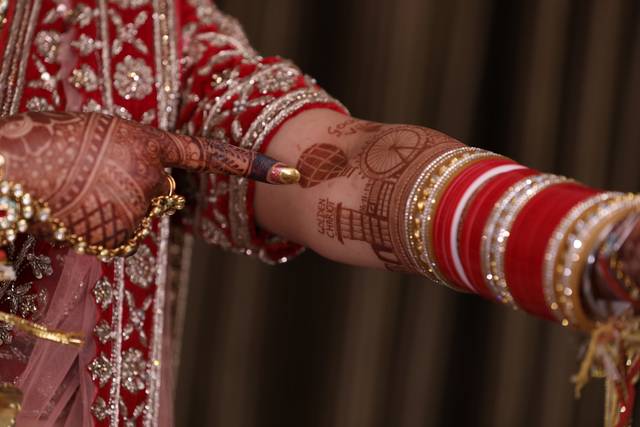 Aksha Shah - Mehendi Designer 5