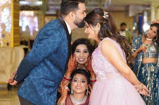 Pradeep Photography Studio - 10