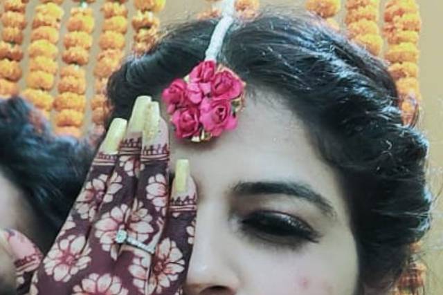 Glitzy Saga By Himanshi Saini 5