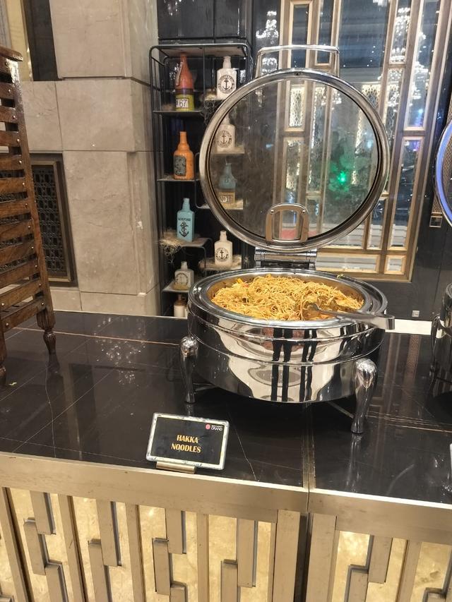 Red Carpet Grand - 2