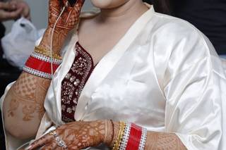 Om Sons Bridal Store - 17