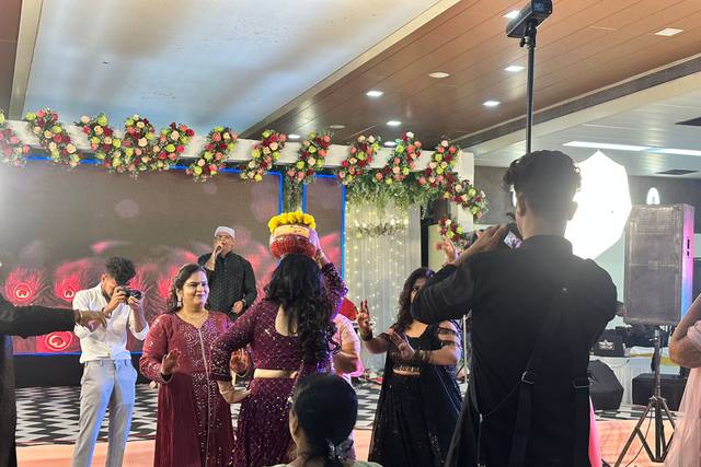 Making Memories, Lucknow 1