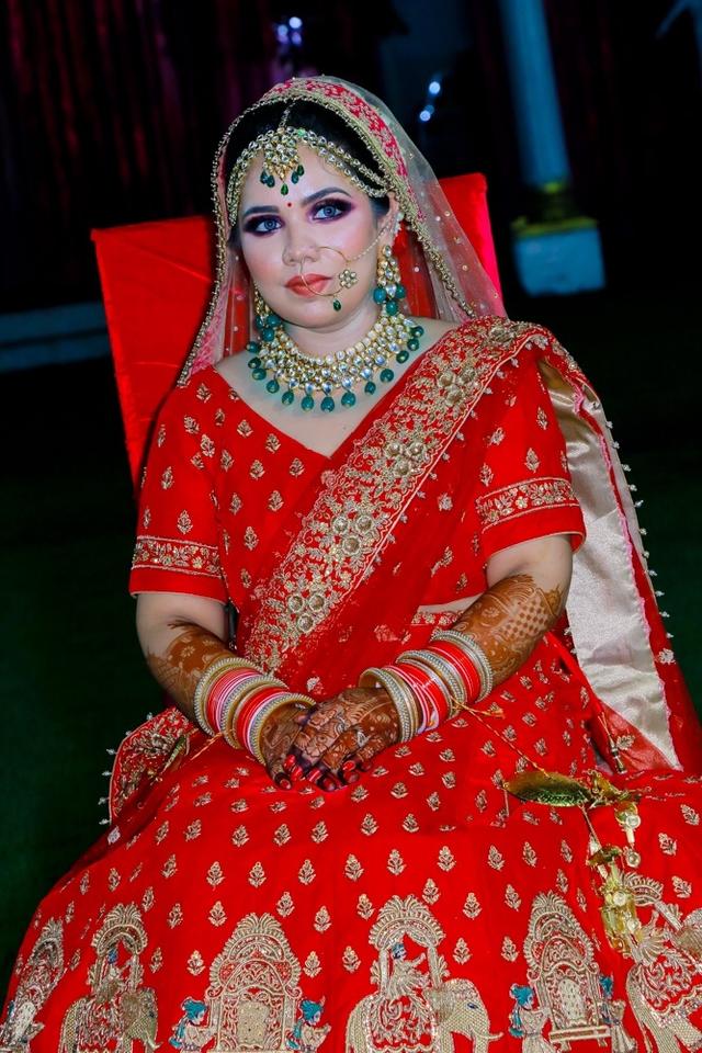 Makeup by Srishty - 2