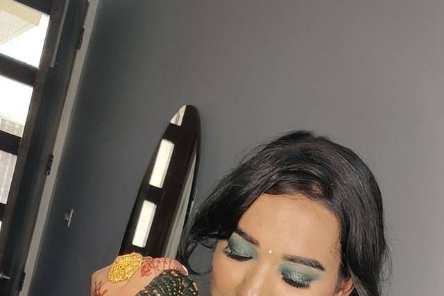 Makeup by Aastha Walia 4