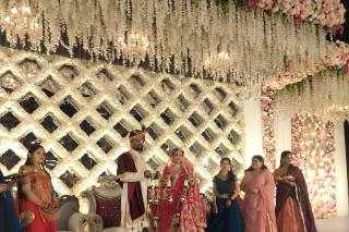 Velvet Garden Lawn & Banquet - 8