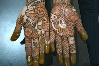 Deepika Mahendi Artist, Thane - 6