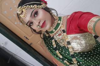 Awani Makeup Artist - 1