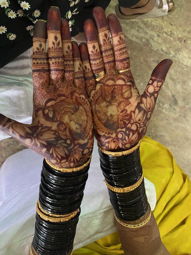 Save 5% on Pushpa Mehndi Arts, Vijayanagar, Vijay Nagar, Bangalore, Jeans,  - magicpin | January 2024