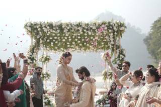 Summit By The Ganges Resort & Spa - 9