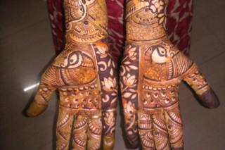 Khyati Shah Mehandi, Borivali West - 13