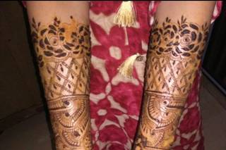 Khyati Shah Mehandi, Borivali West - 15