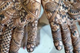 Khyati Shah Mehandi, Borivali West - 11
