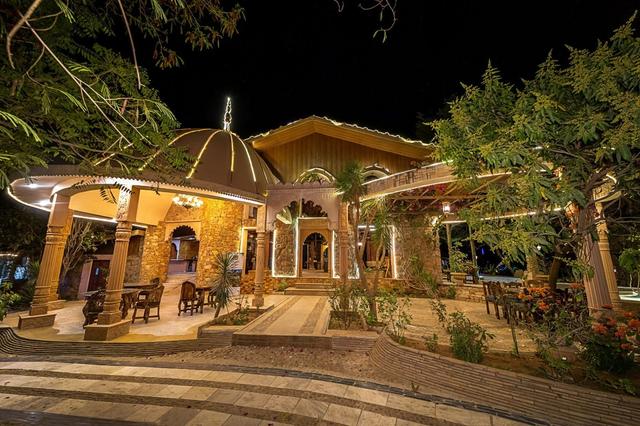 Lohagarh Fort Resort - 3