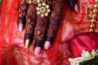 Khyati Shah Mehandi, Borivali West - 8