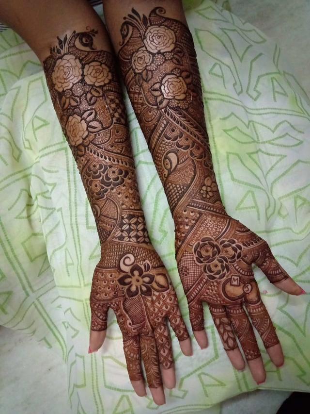 Khyati Shah Mehandi, Borivali West - 2